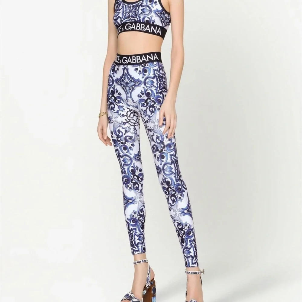 Print Top - Picture 3 of 5